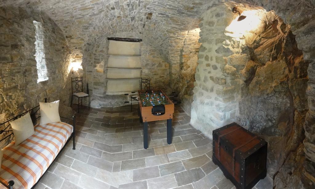 Il Merlo Della Rocca Villa Imperia Room photo